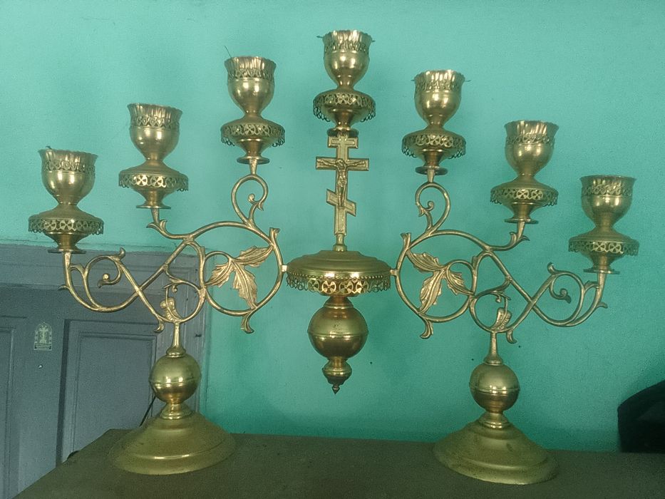 Семисвічник напрестольний