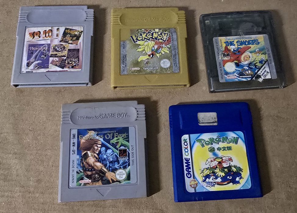 Game boy color + 5 jogos