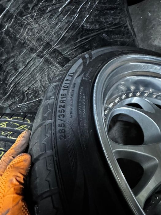 Para opon kumho ecsta le sport 285/35 18