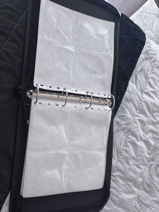 Pasta Arquivo 152 CDs/DVDs Preta – Bom Estado