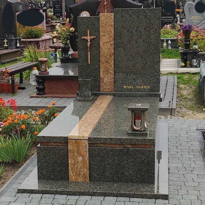 Памятники в Коростишеві від виробника із  габро, гранітів, мармуру.