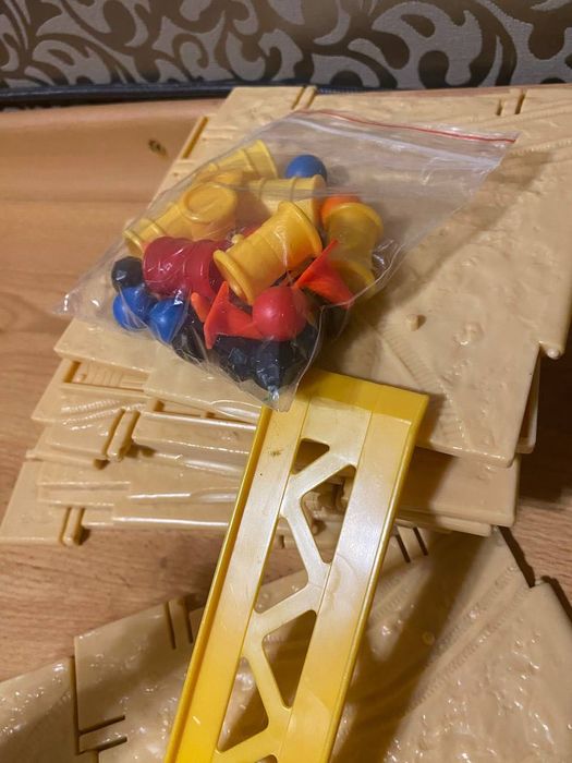 Великий будівельний майданчик для кінетичного піску Fisher-price