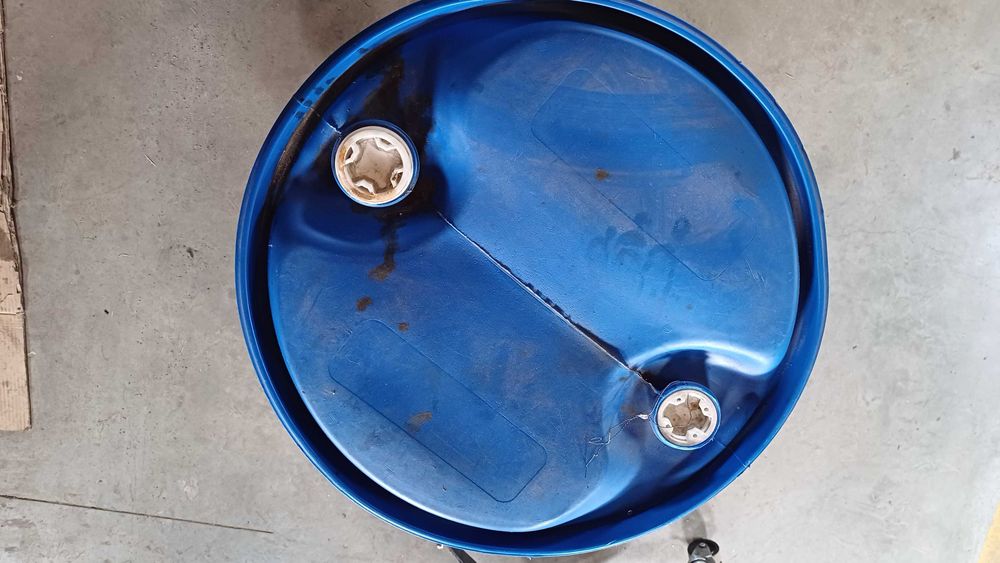 Beczka na wodę 200l, czysta, deszczówke