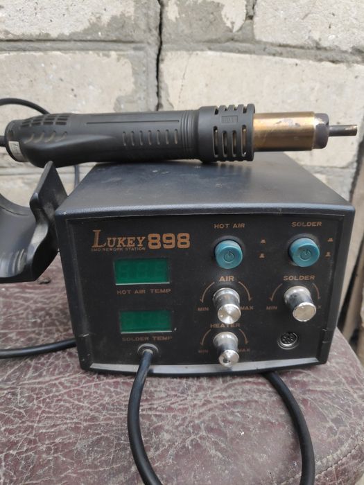 Паяльна станція Lukey 898, фен (без паяльника!)