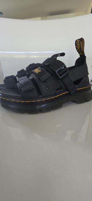 Nowe Dr Martens r.36 sandały