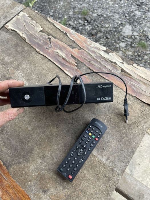 цифровой эфирный ресивер Strong SRT 8500 HD DVB-T2