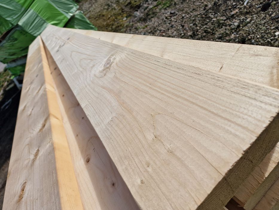 Drewno konstrukcyjne c24, deski elewacyjne, podbitka