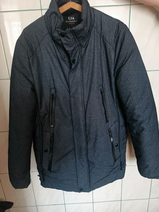 Зимня куртка  чоловіча продам(торг)