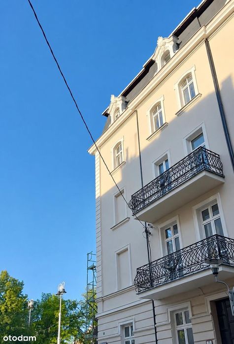 Nowe Narożne Mieszkanie w odrestaurowanej kamienicy!