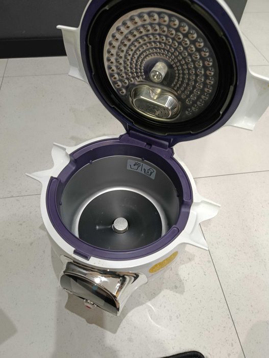 Продам мультіварку Moulinex Cook4Me EPC03