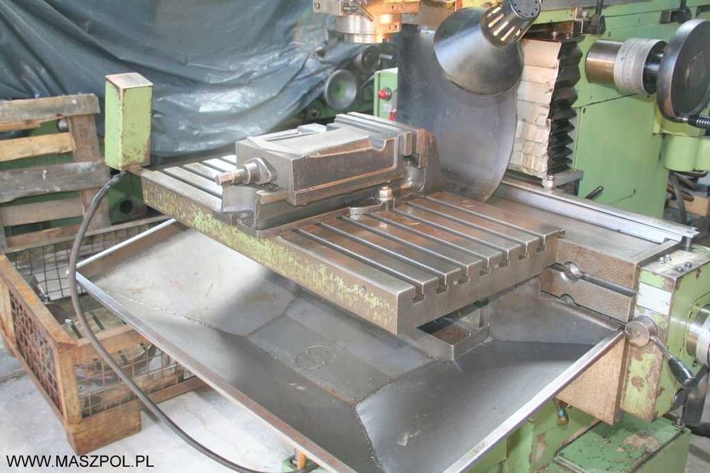 Frezarka narzędziowa FNF 40 P AVIA - FALOWNIK - HYDRAULICZNE mocowanie narzedzi - FILM