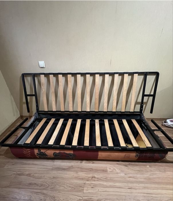 Продам кровать недорого