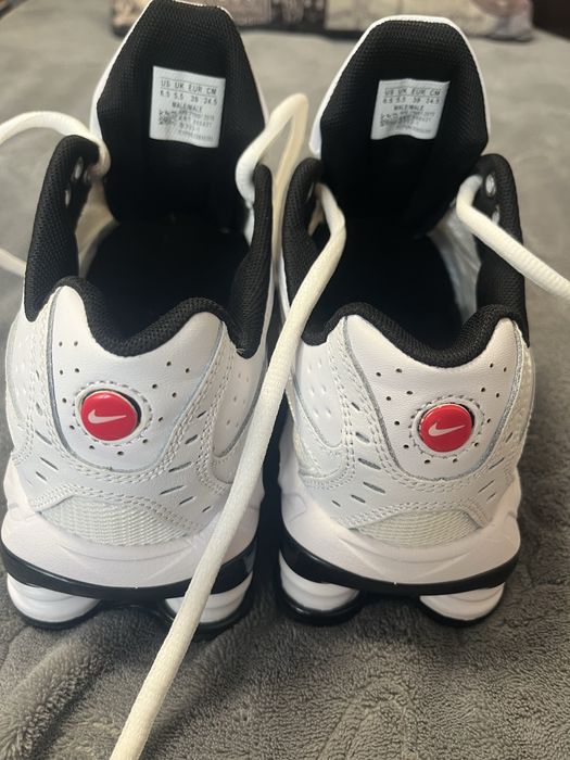 Продам  нові жіночі Nike