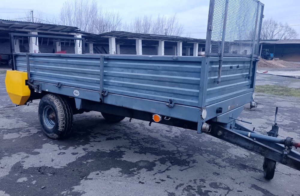 Гноєрозкидач,розкидач, прицеп на 2.5-3.5т.