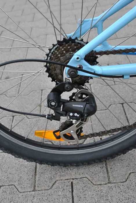 Idealny Rower młodzieżowy 24 Hotrock Specialized niebieski 21 biegów