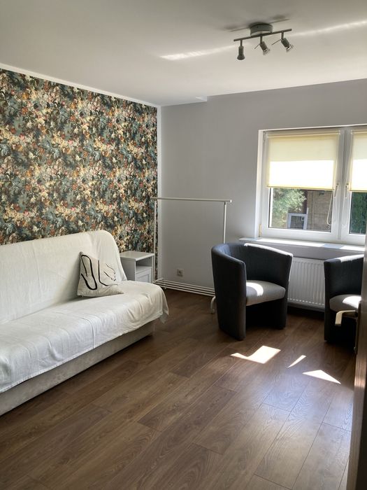 Duży pokój na wynajem koło tramwaju(3,10,20) Fabryczna