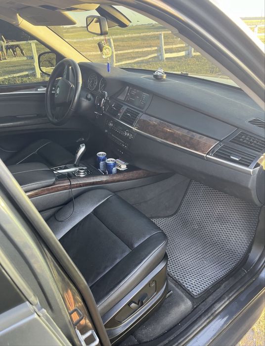 Продам авто БМВХ5е70