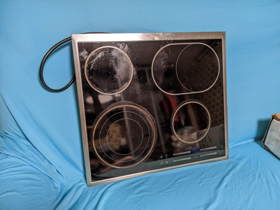 Варочная поверхность Electrolux EHS 60210X