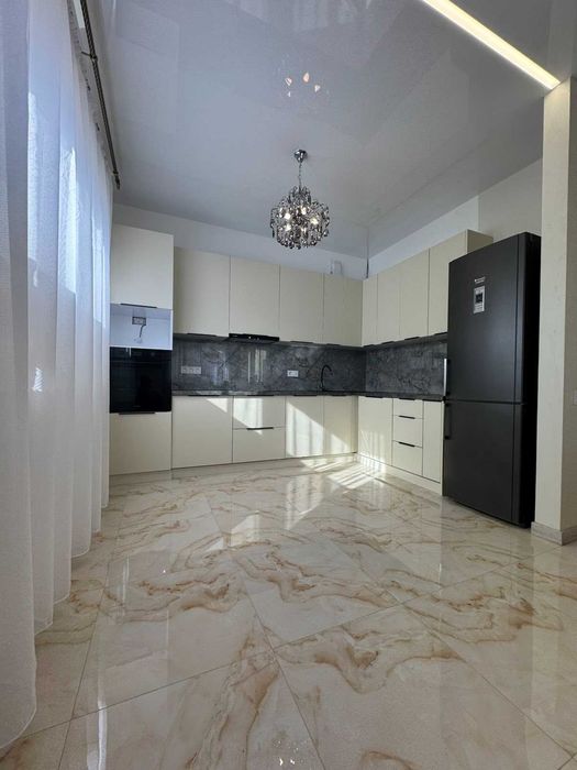 Здам в оренду котедж з новим дизайнерським ремонтом!!!