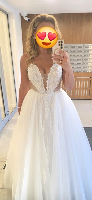 Suknia ślubna bardzo błyszcząca gorset serce księżniczka