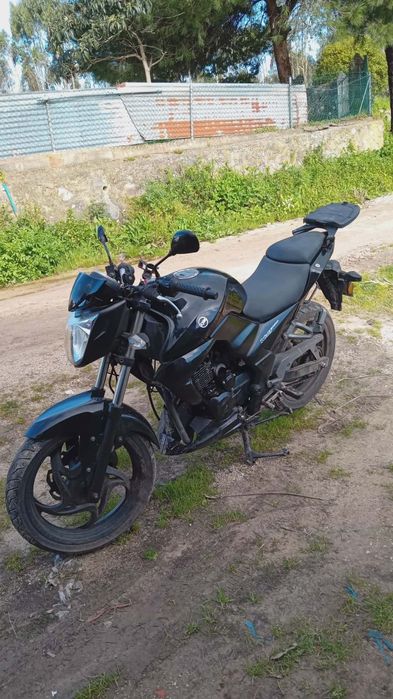 Moto sym wolf 125 cc