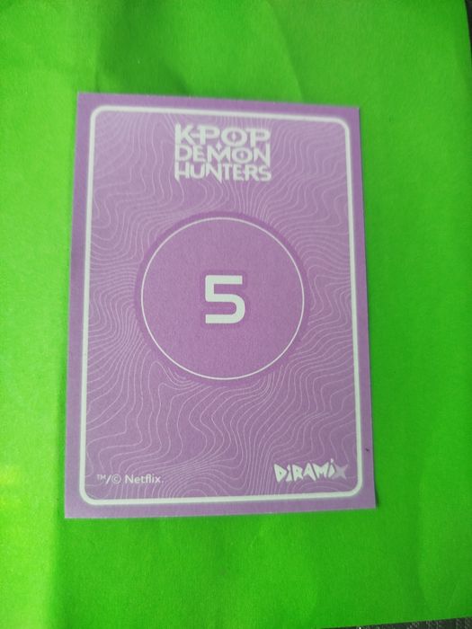 Naklejki do albumu Kpop demon hunters 1szt