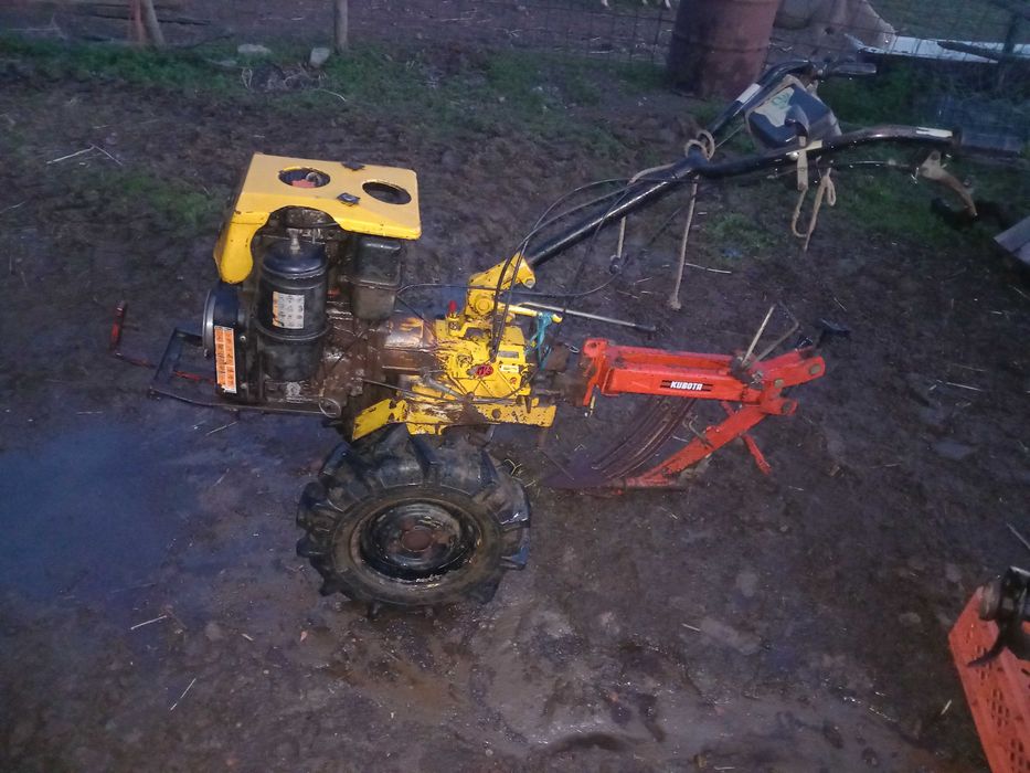 Motocltivador lombardini