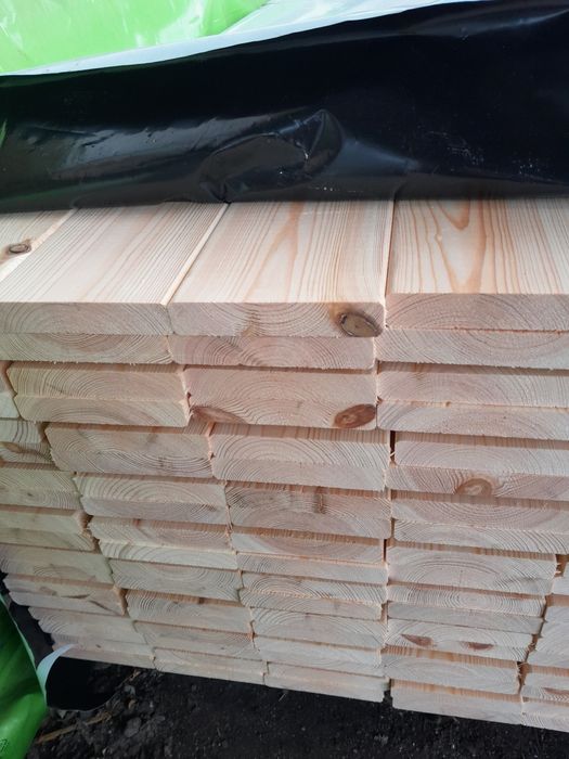 Deska heblowana sucha obrabiana  sosnowa 22mm