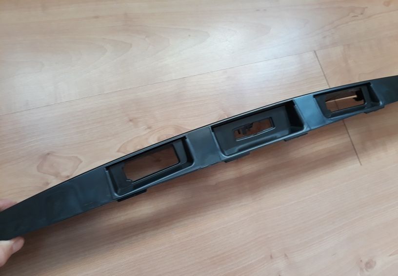 Puxador porta da mala Nissan Qashqai  J10 2006-2014  NOVO