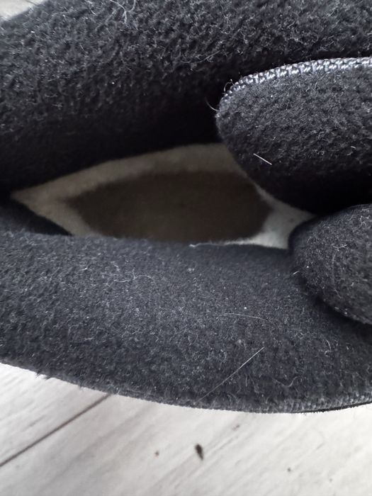 Зимові сапоги 38 розмір (23 см)  на хлопчика. Обуті 2 рази.