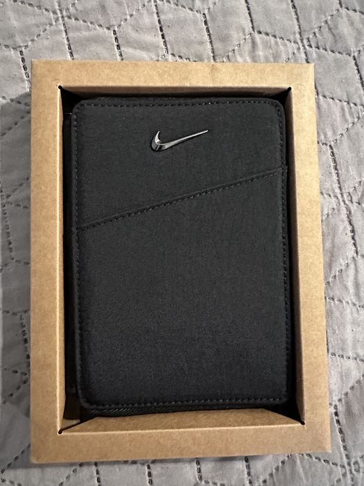 Кошелек  NIKE.        .