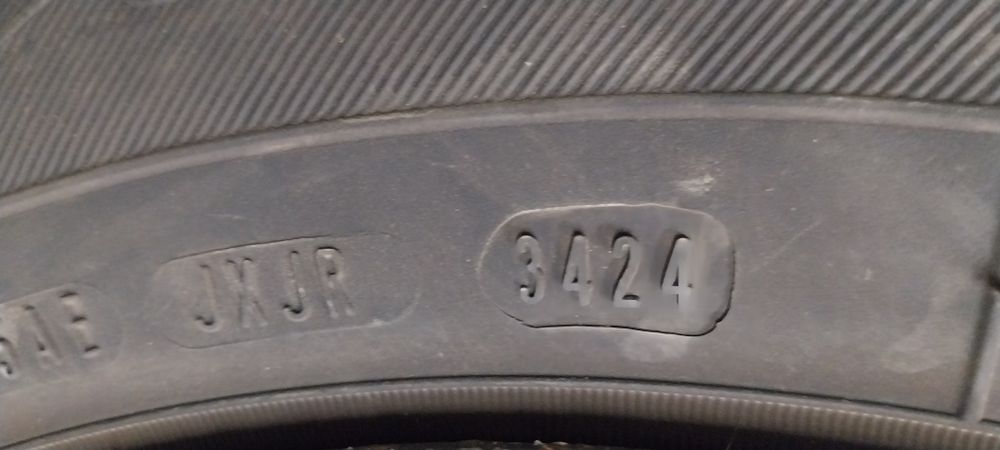 Opony zimowe 195 65 r15 2024r z felgami