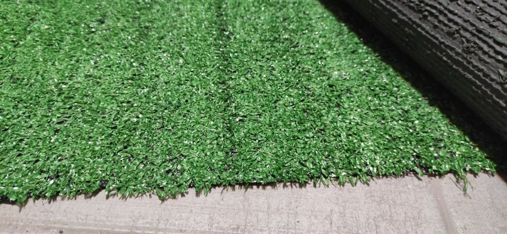 Retalho de relva artificial 63x 3.38m