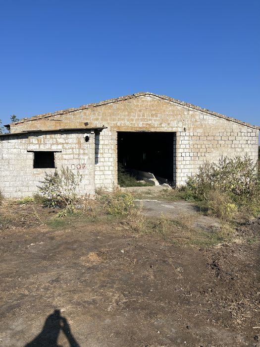 Продам ферму на 900 м2