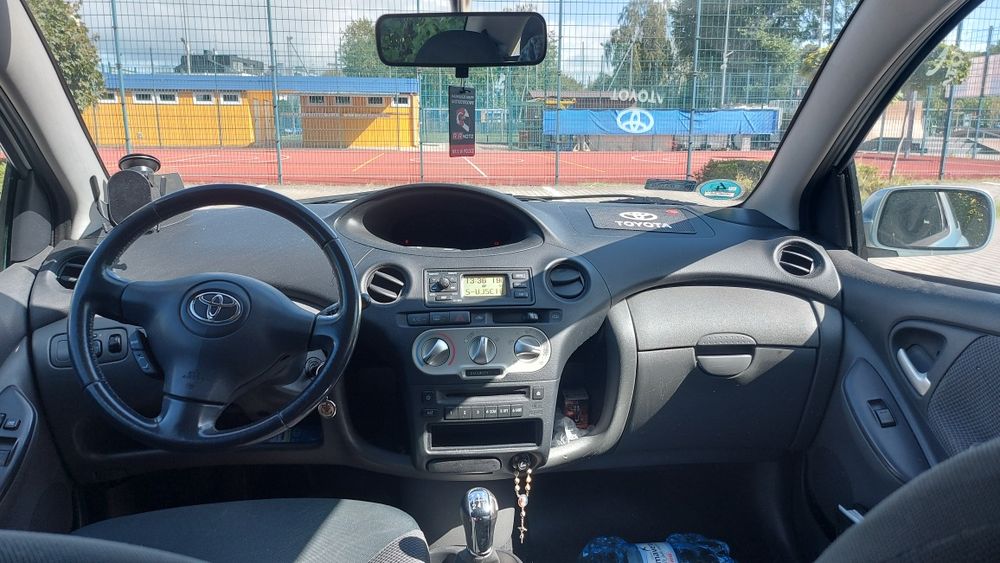 Toyota Yaris  2003r. 1.0 240 tyś. Klimatyzacja
