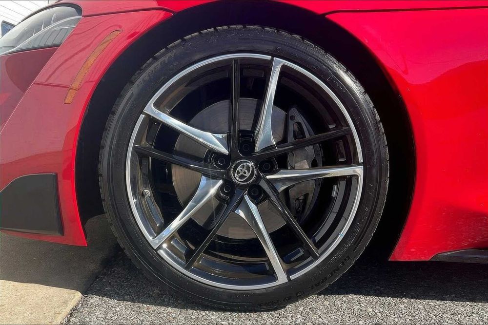 Toyota Supra      2022