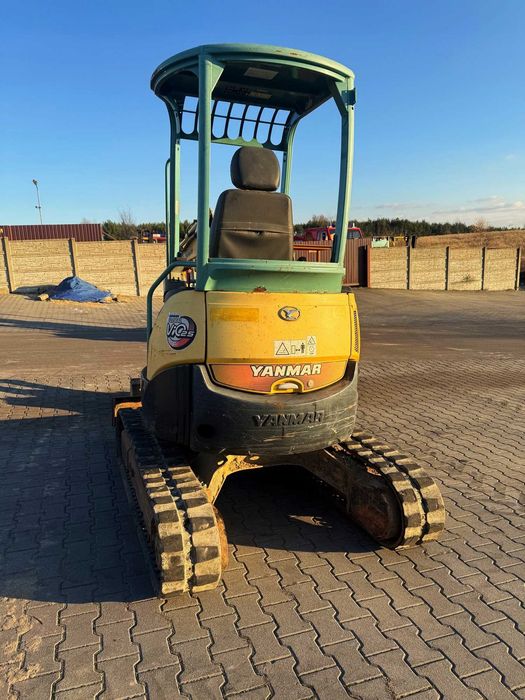 Міні-екскаватор YANMAR VIO25-4
