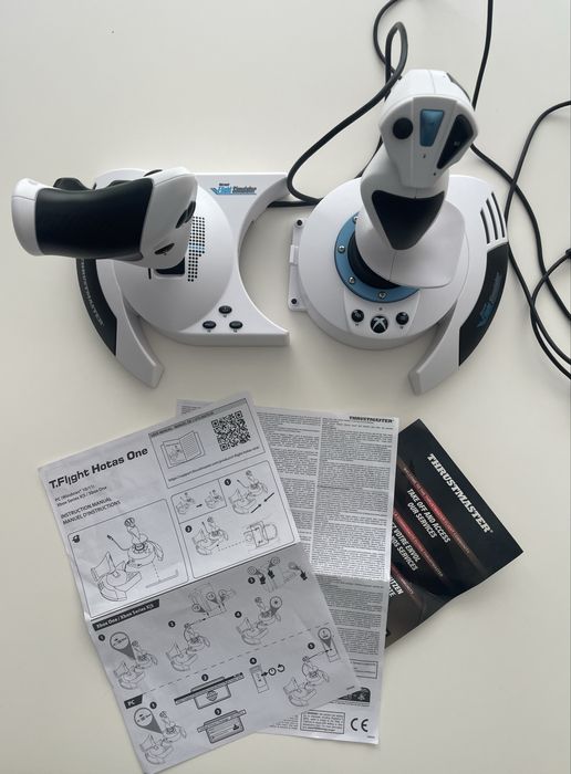 Joystick Thrustmaster T Flight Hotas One Microsoft Flight Simulator (Edição Especial) Xbox