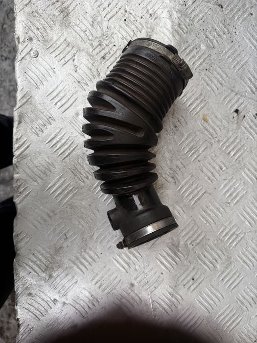 Гофра 2.7 патрубок Джип чероки 04год jeep cherokee wj