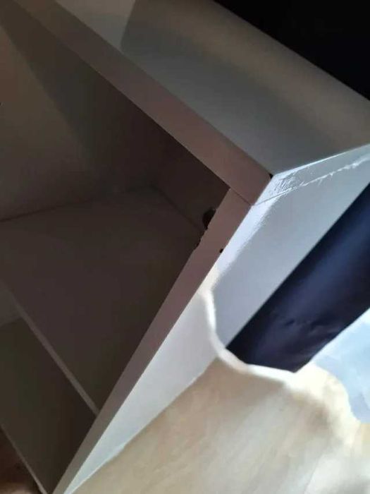 Secretária com tampo de vidro