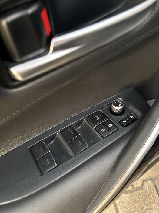 Toyota Corolla 1.8 Hybrid 122KM Executive