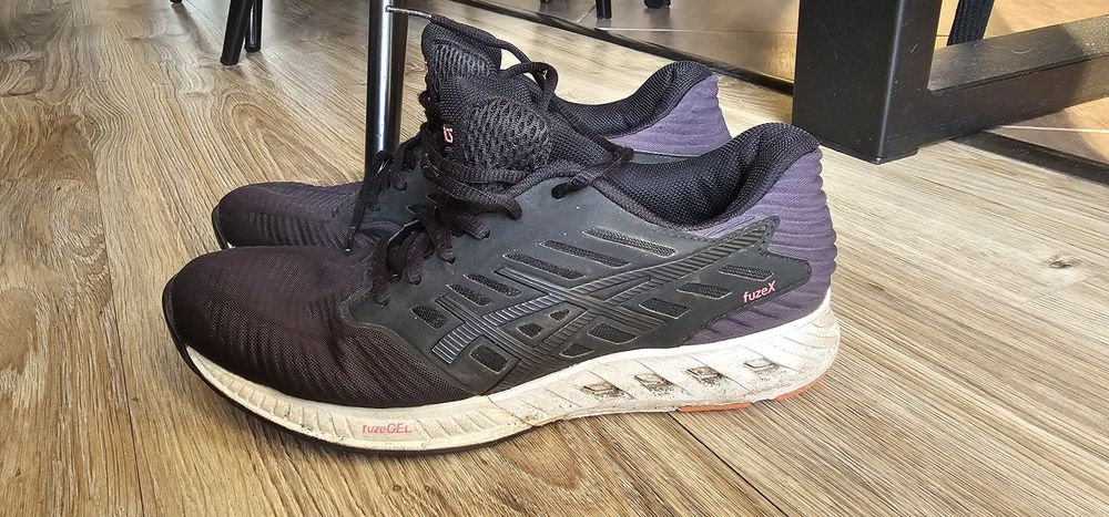 Asics FuzeX damskie buty rozmiar 40 wkładka 25,5cm używane