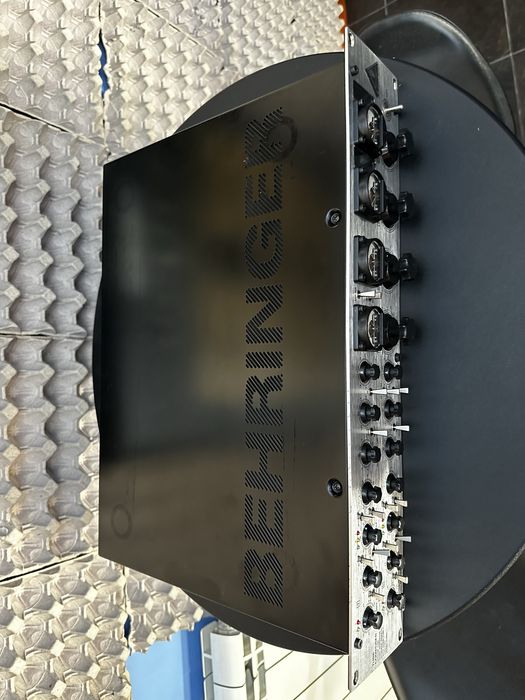 Behringer Tube Composer T 1952