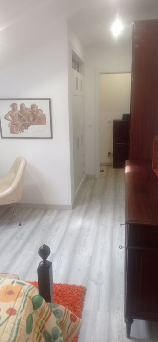 Quarto para aluguer mensal