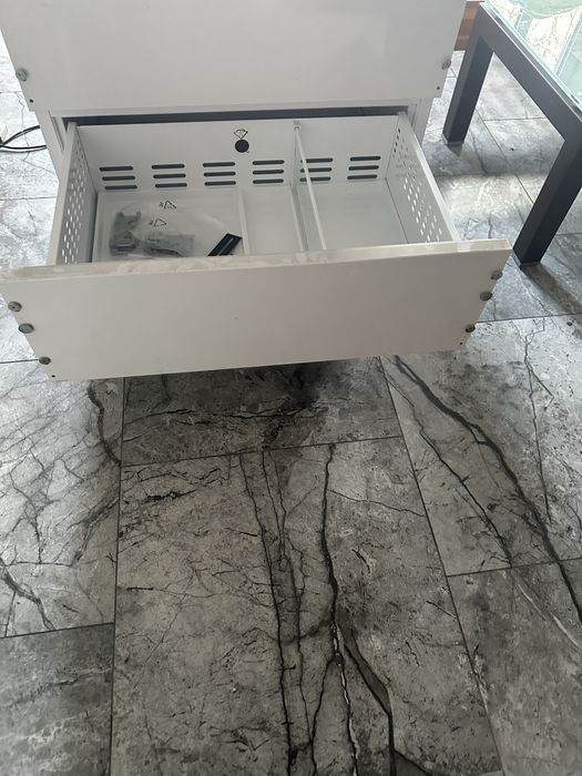 Sprzedam lodowke do zabudowy