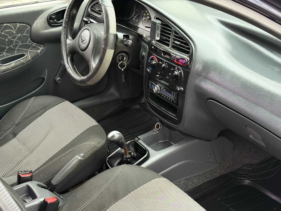 Продам DAEWOO ЗАЗ- LANOS 2003р 1.3 газ-бенз 4-пок