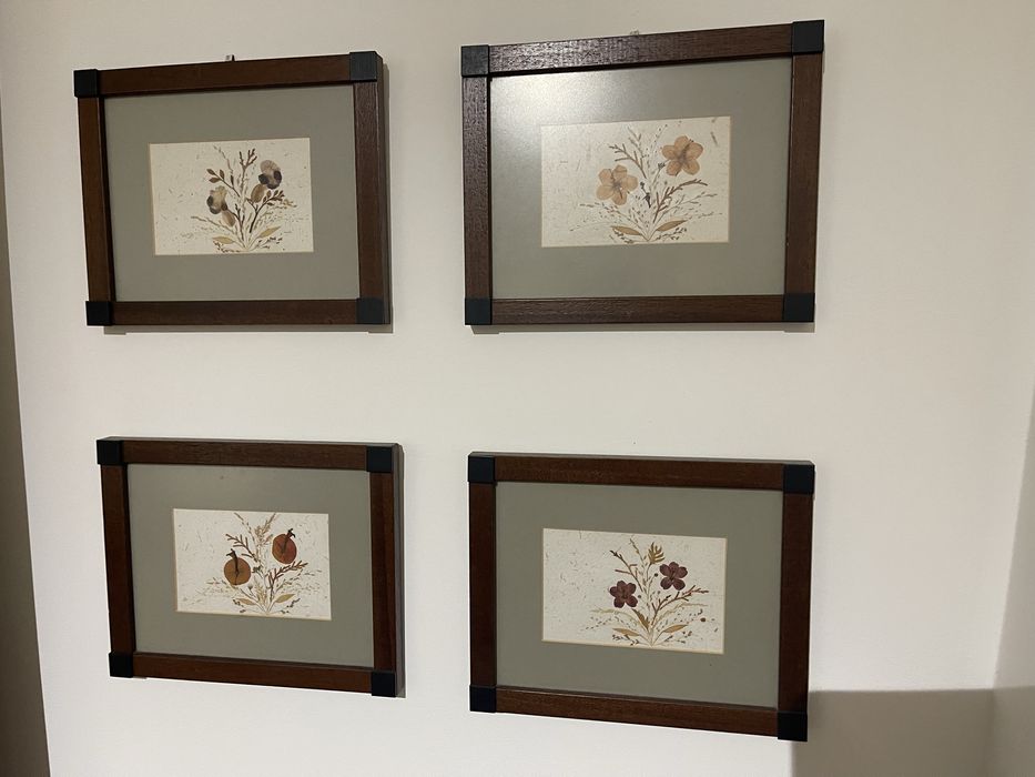 4 quadros com moldura em madeira! Motivo flores! Feito  a  mao!