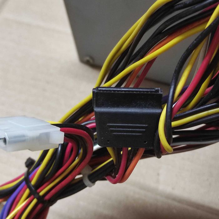 Блок питания ISO ATX ISO-450-PP 4S 350W 20+4pin, 1x80мм