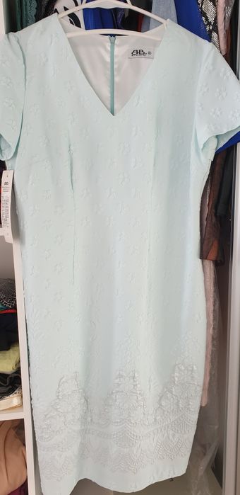 Sukienka na każdą okazję  elegancka