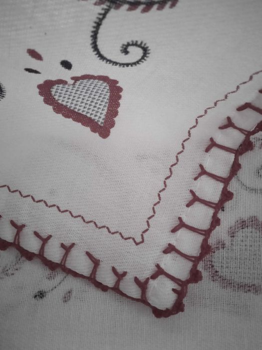 Hand-embroidered tablecloth429812964467691521